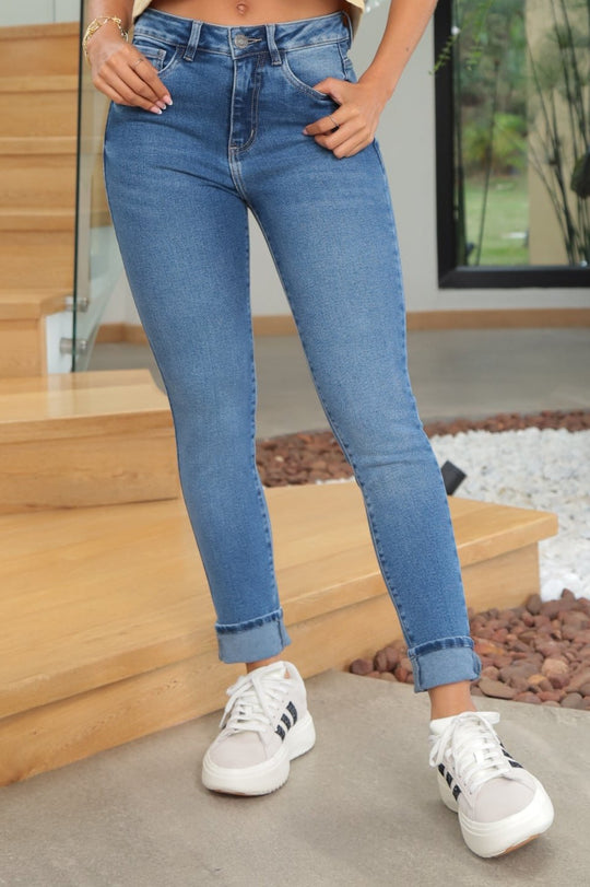 JEAN DAMA SKINNY TIRO ALTO REF: 9794