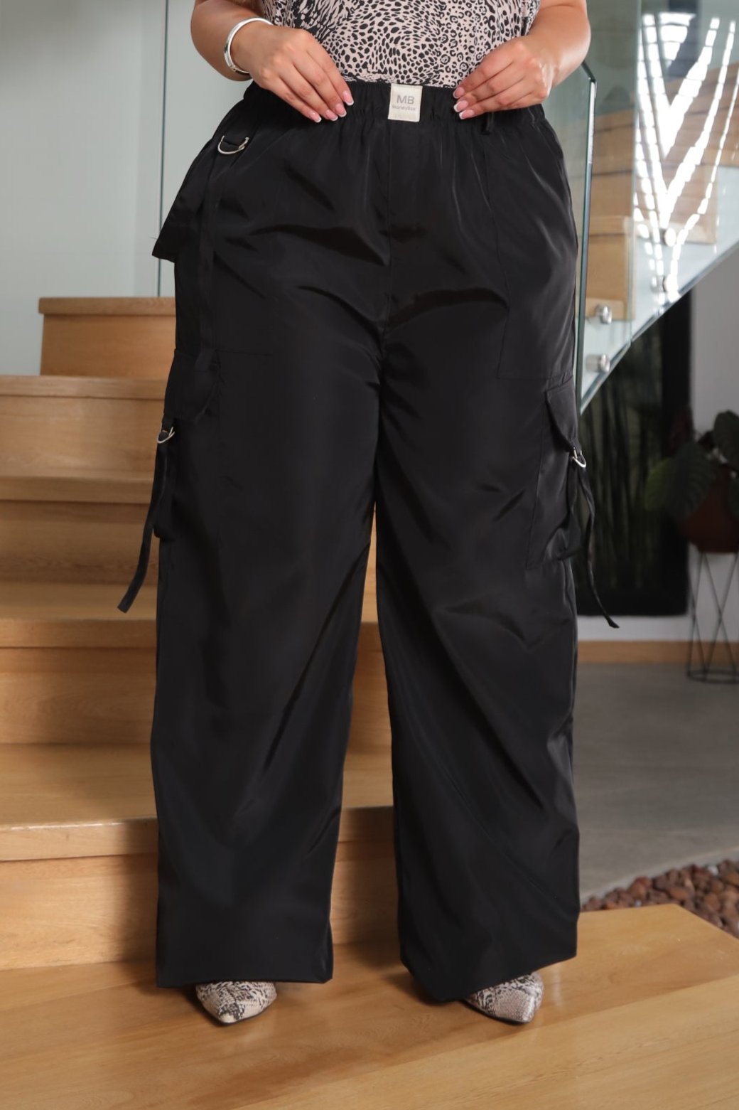 PANTALON CARGO DAMA URBANO COLOR NEGRO REF:734 PL